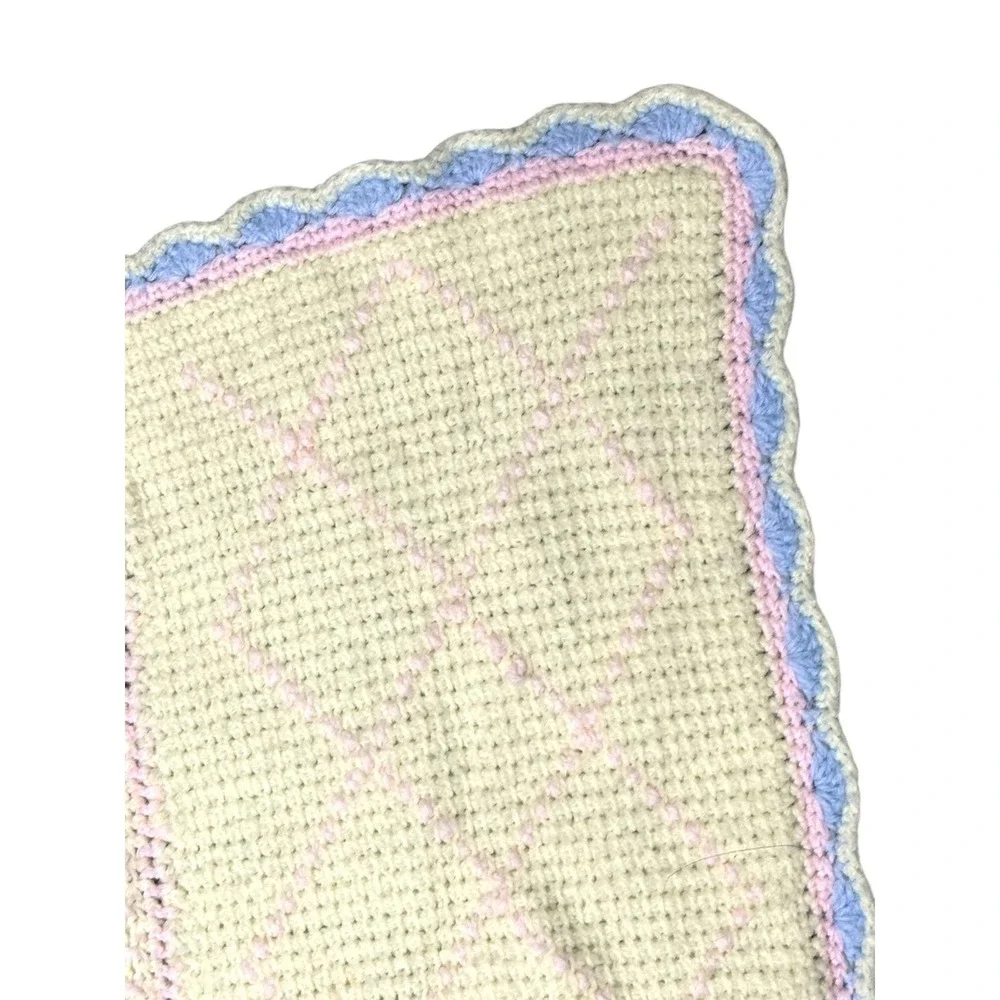 Vintage‎ Crochet Baby Blanket Teddy Bear Pastel Nursery Afghan Handmade 35